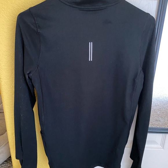 Nike XS black, long-sleeved, tunic running top. - Picture 2 of 5